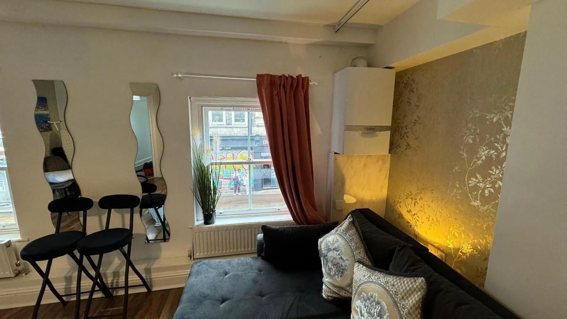 1 Bedroom Beautiful Apartment In Bricklane London