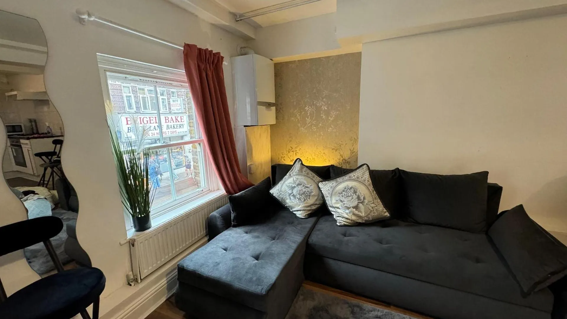 1 Bedroom Beautiful Apartment In Bricklane London United Kingdom
