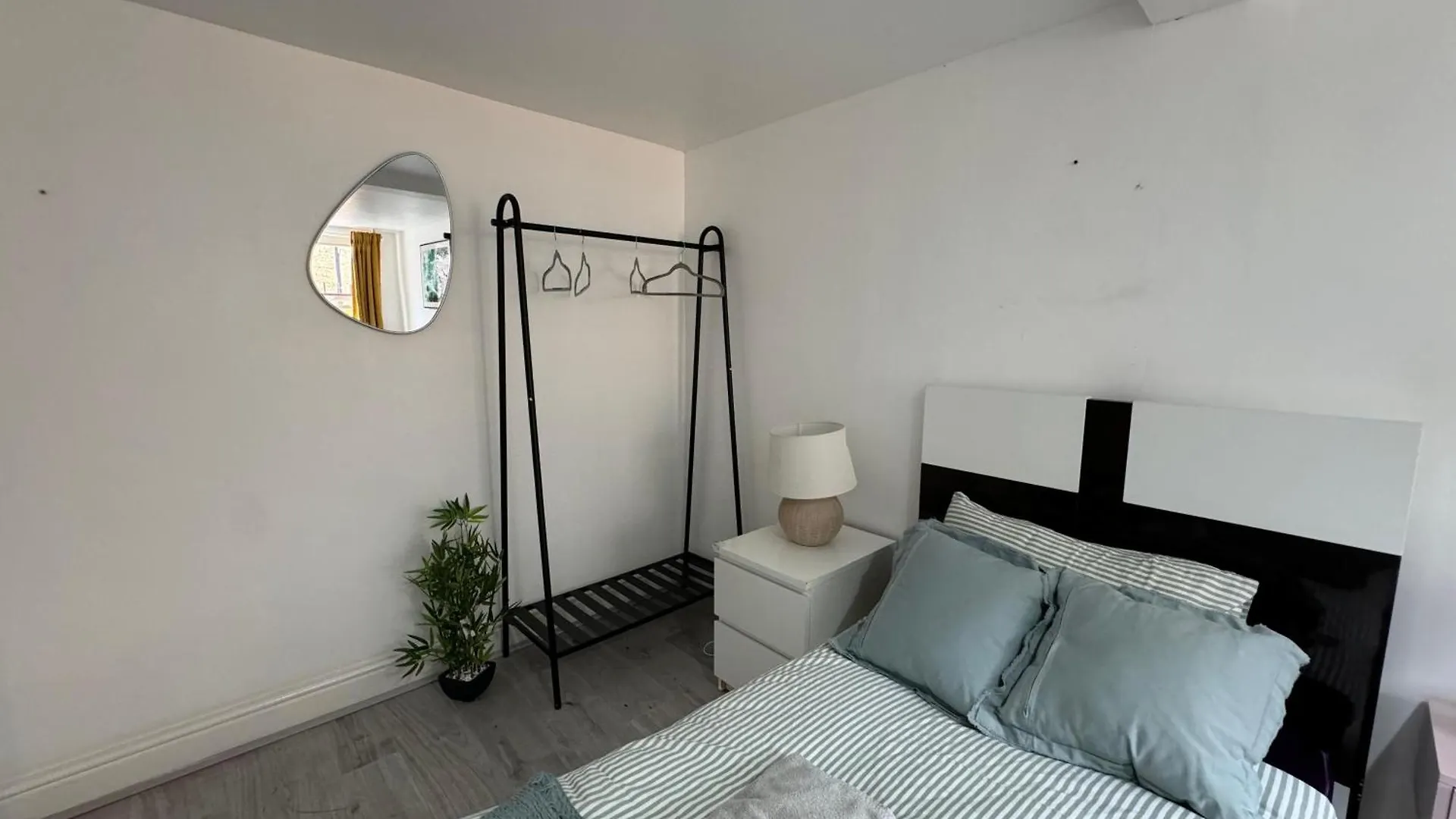 1 Bedroom Beautiful Apartment In Bricklane London United Kingdom