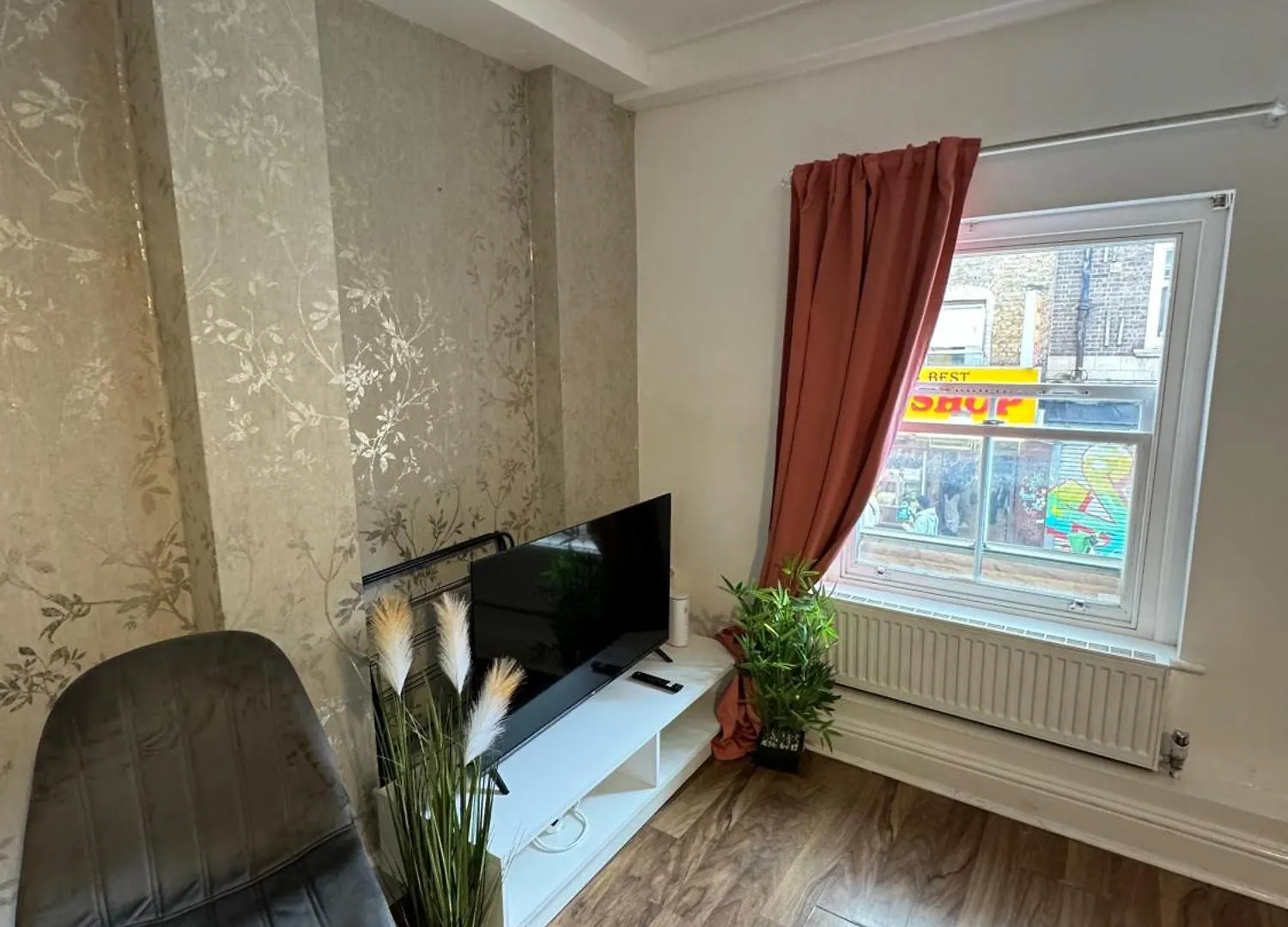 1 Bedroom Beautiful Apartment In Bricklane London